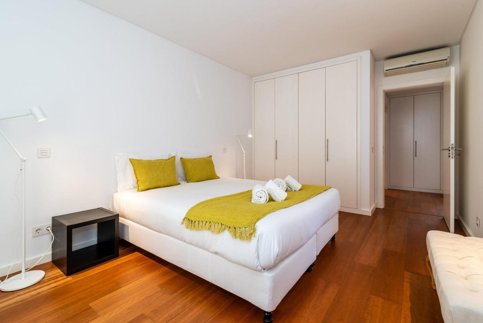דירות Guestready - Alges Apt With Stunning Rooftop Pool מראה חיצוני תמונה