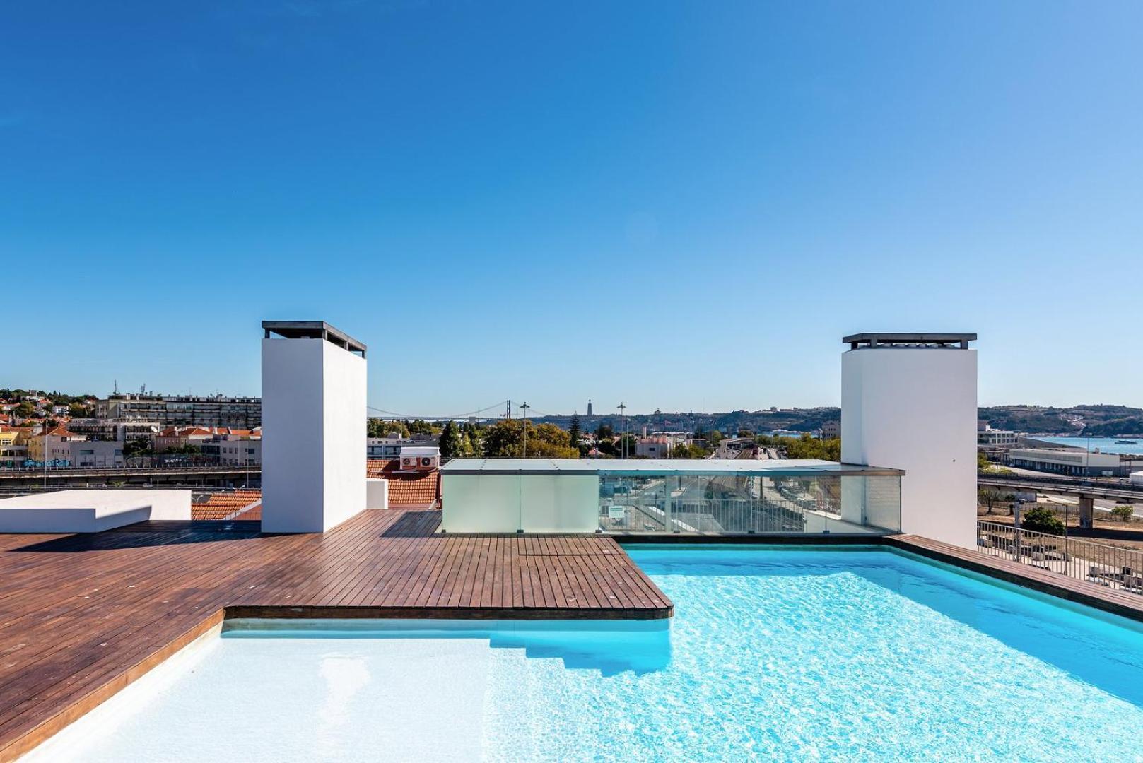 דירות Guestready - Alges Apt With Stunning Rooftop Pool מראה חיצוני תמונה